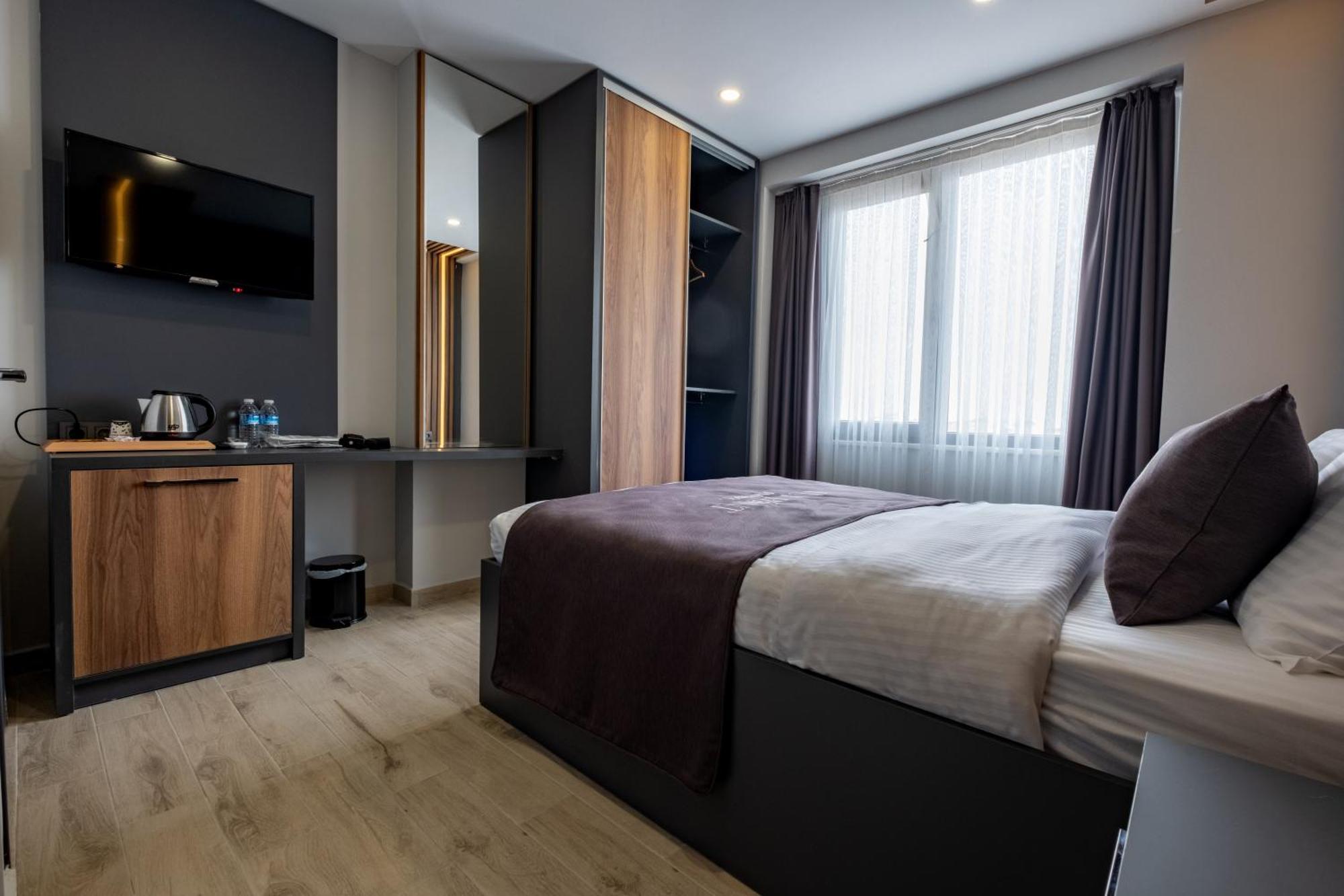 Fly Point Airport Hotel Arnavutkoy Экстерьер фото